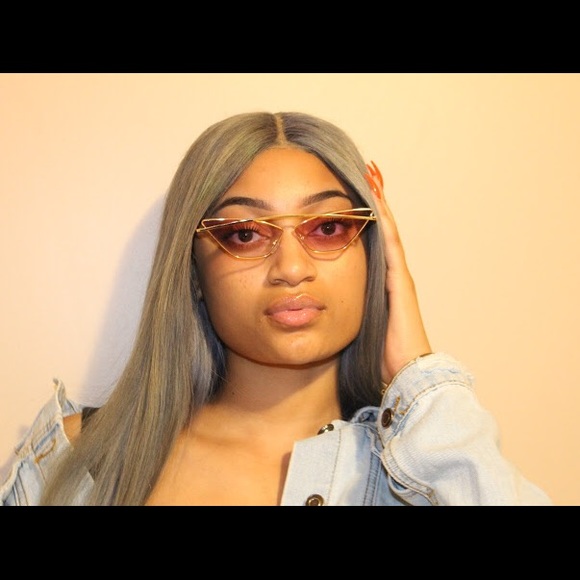 Red and Pink Glasses - Picture 2 of 3